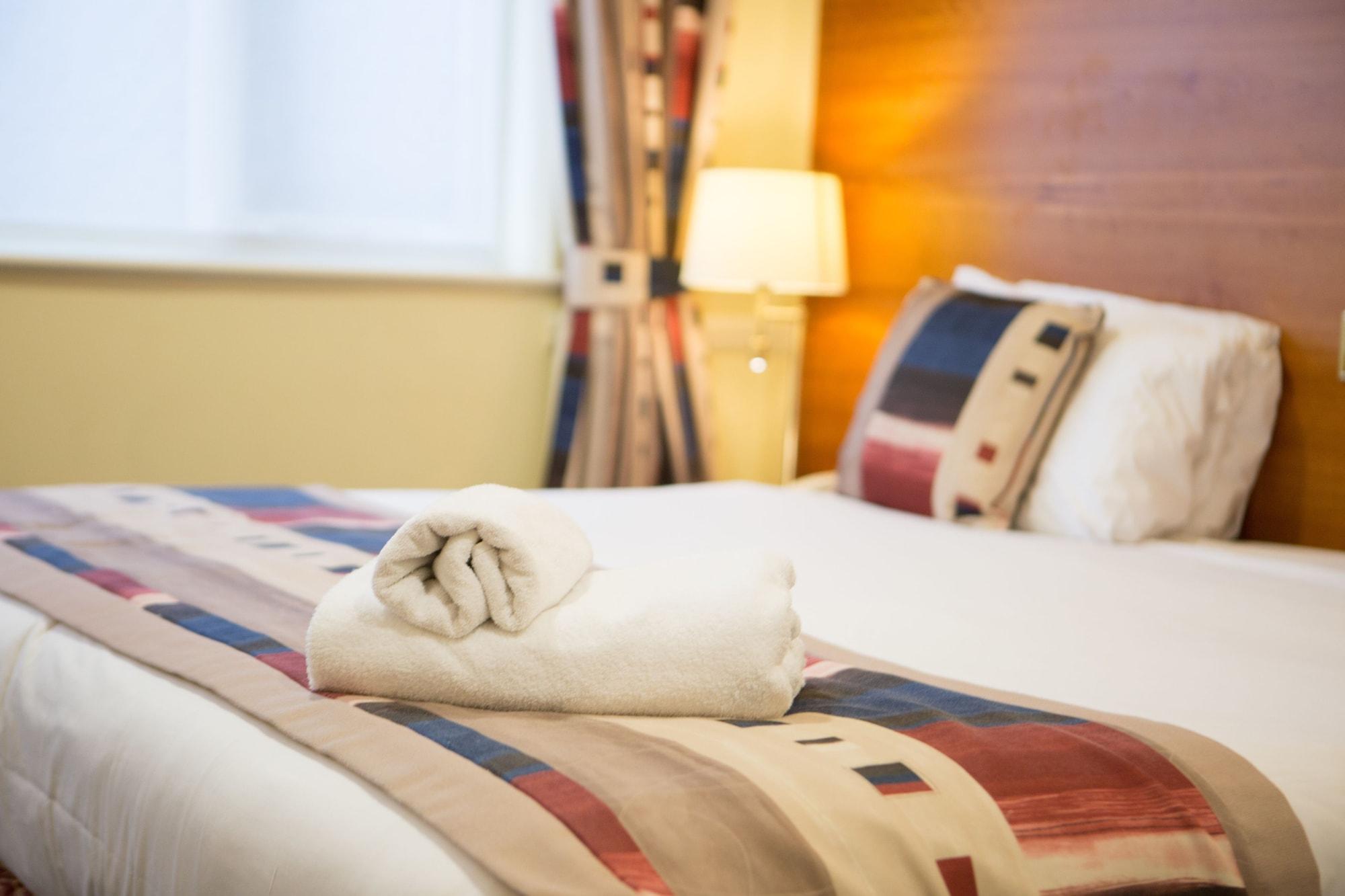 Best Western Gables Hotel Falfield Εξωτερικό φωτογραφία