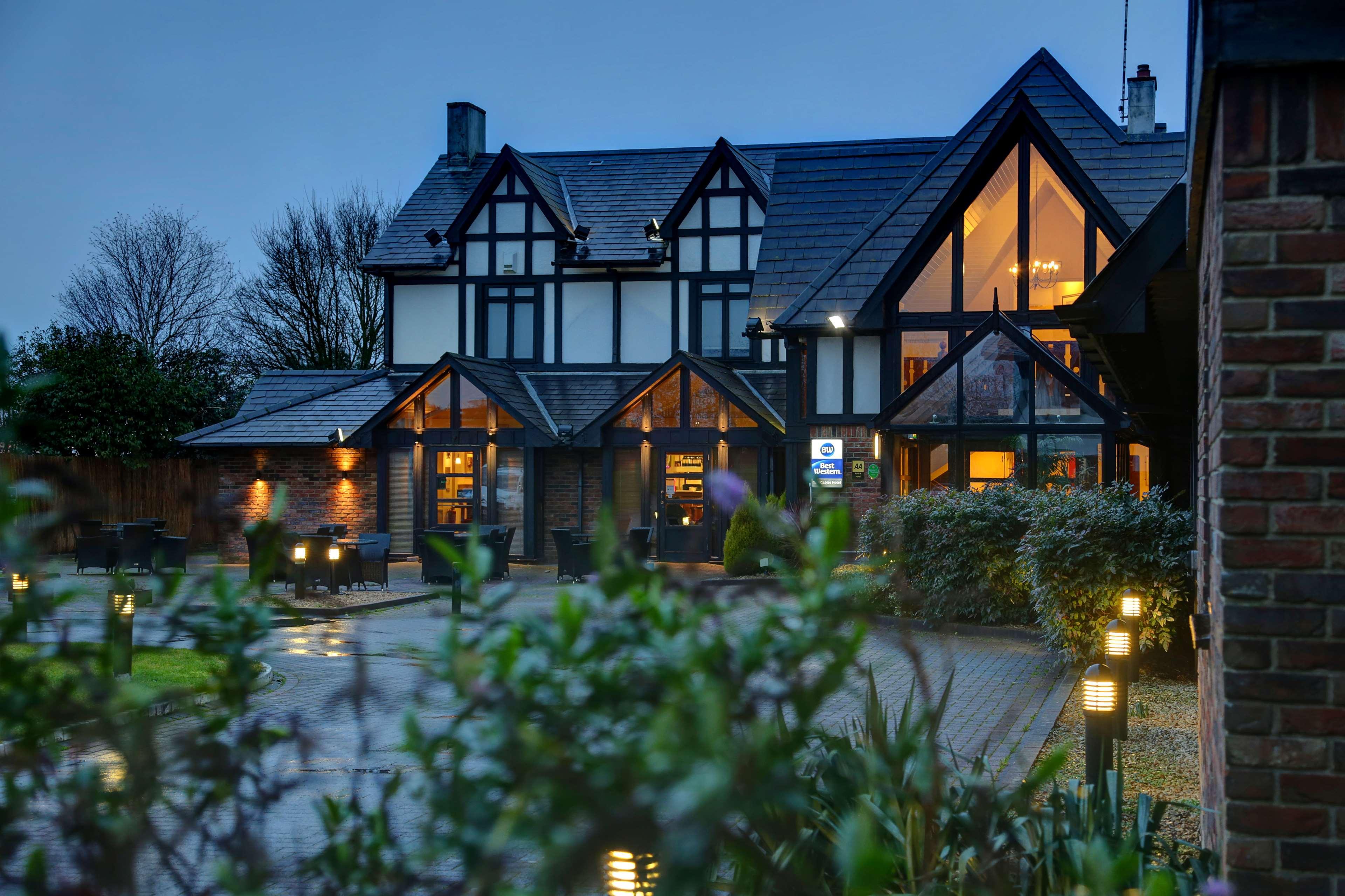 Best Western Gables Hotel Falfield Εξωτερικό φωτογραφία