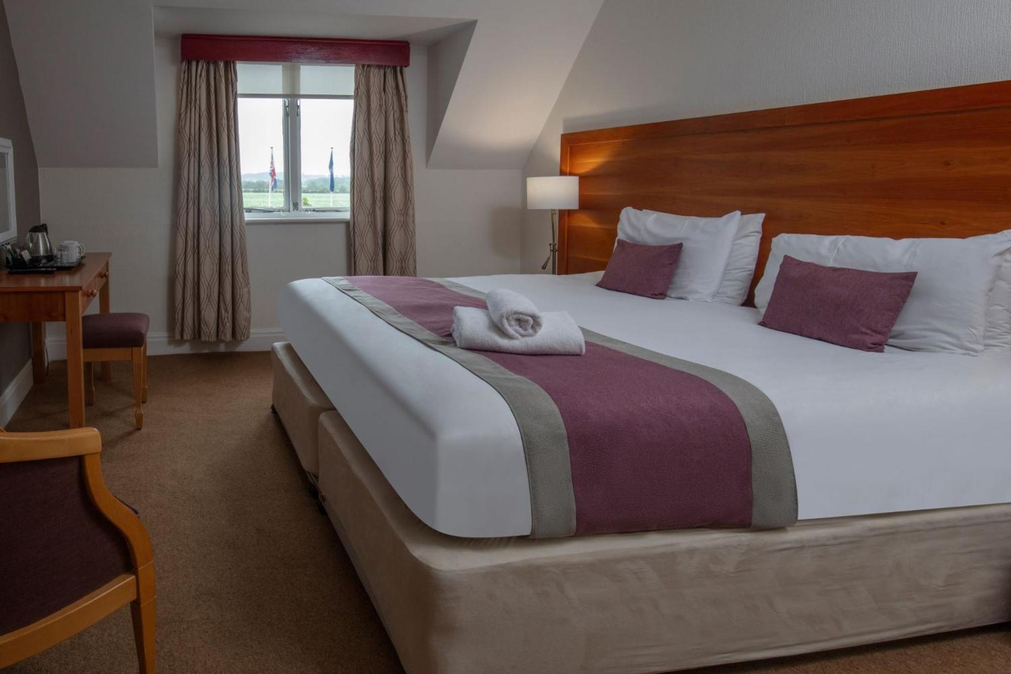 Best Western Gables Hotel Falfield Εξωτερικό φωτογραφία