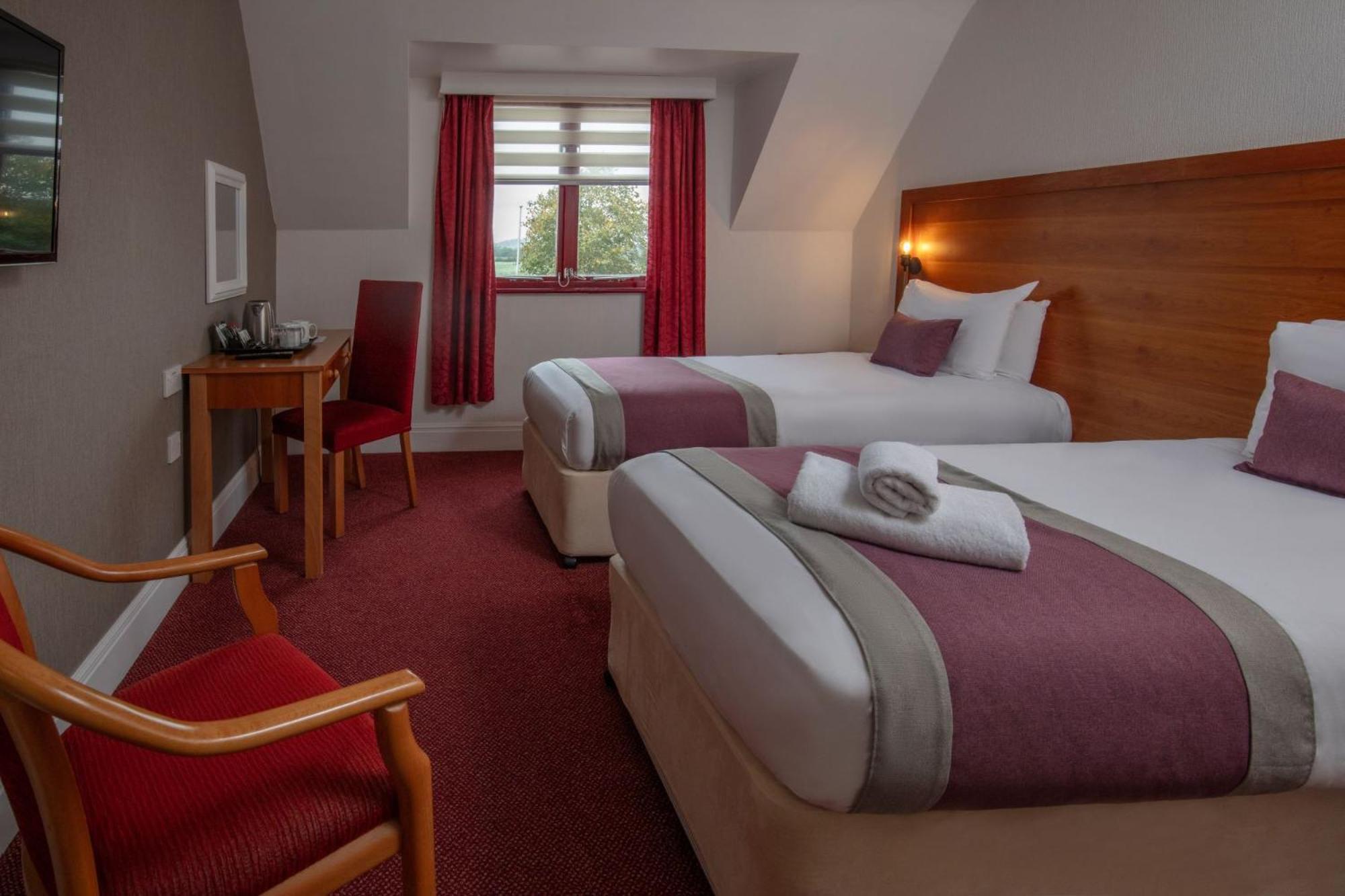 Best Western Gables Hotel Falfield Εξωτερικό φωτογραφία