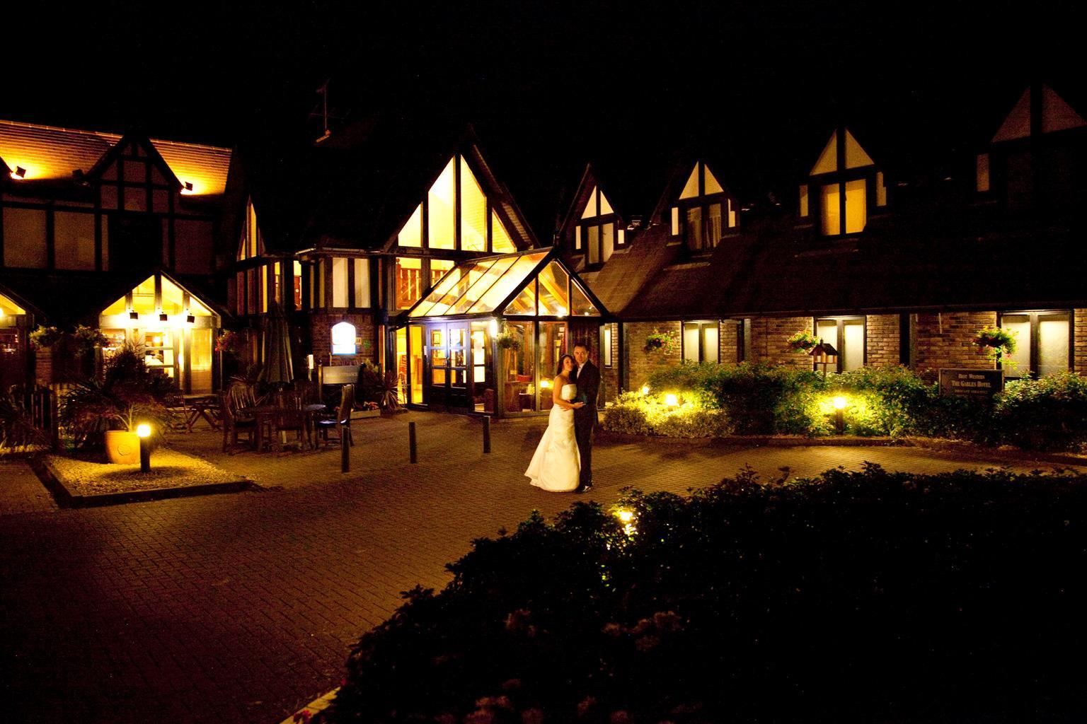 Best Western Gables Hotel Falfield Ανέσεις φωτογραφία